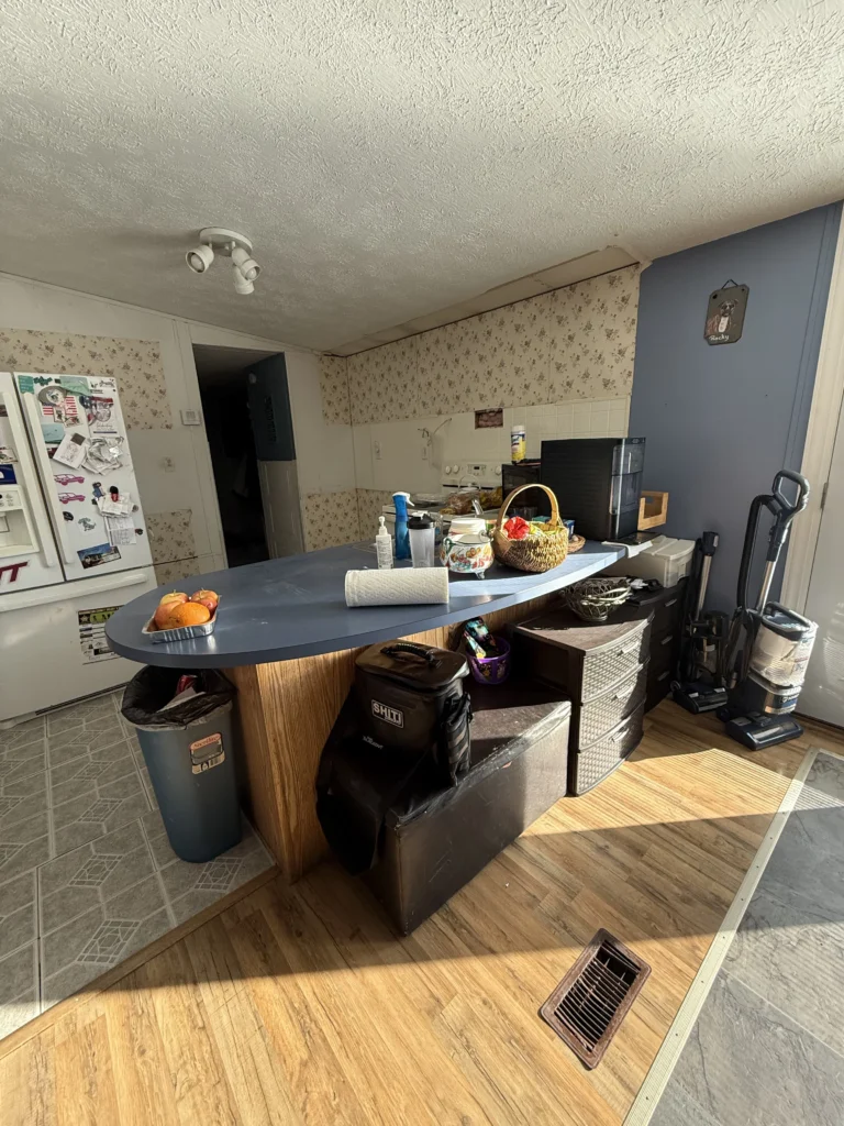 Outdated kitchen before remodeling in Johnson City, TN